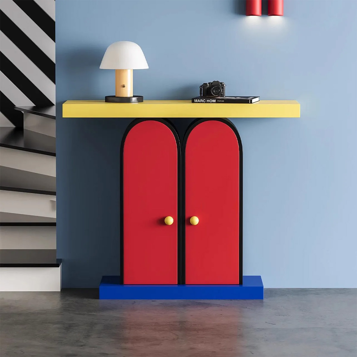 デザイン玄関キャビネット | レトロな魅力を持ちながら現代空間に調和