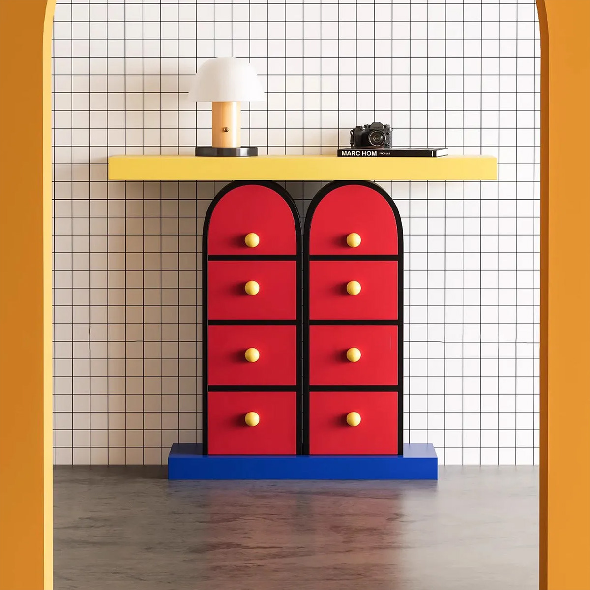 デザイン玄関キャビネット | レトロな魅力を持ちながら現代空間に調和