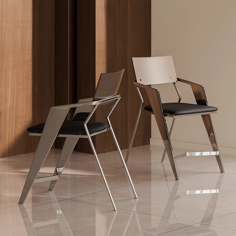 クラシックダイニングチェア | バウハウスの要素を取り入れた贅沢な