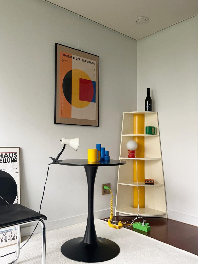 インテリアに調和するやさしい木目のサークル 円テーブルを囲む暮らし | ウッドユウライクカンパニー | WOOD