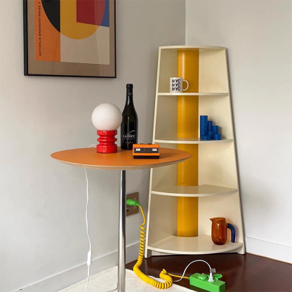 デザインコーナーラック | 不規則フォルムが遊び心を添えるアクセント