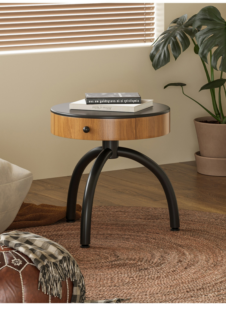 三脚ラウンドサイドテーブル | ヨーロピアンスタイルの優雅さを漂わ