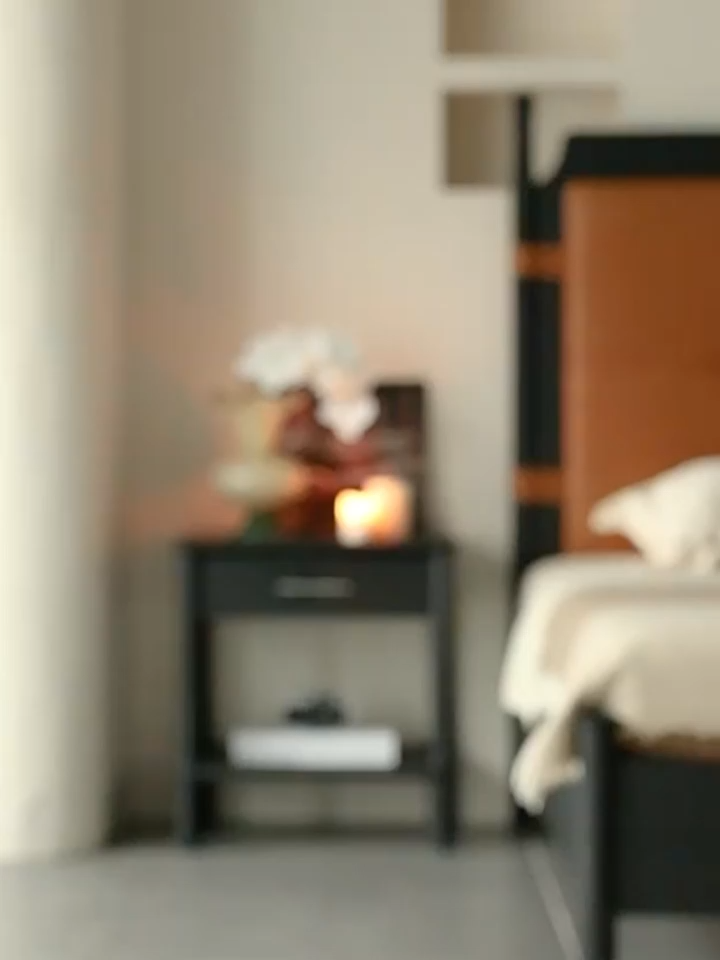 クラシックサイドテーブル