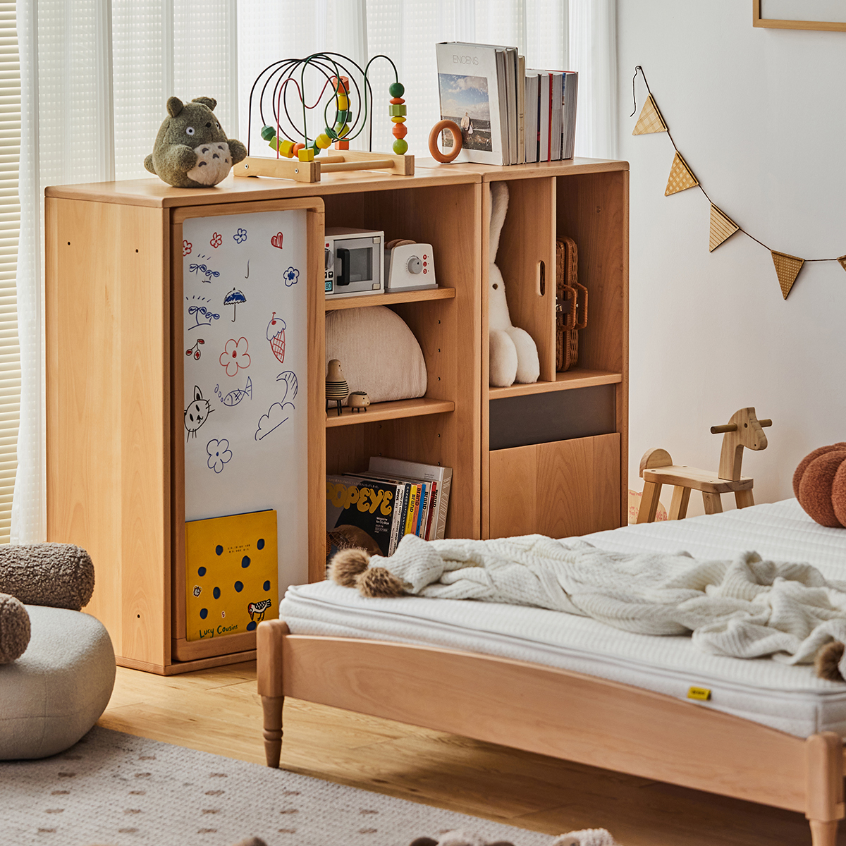 子ども用木製ユニットキャビネット