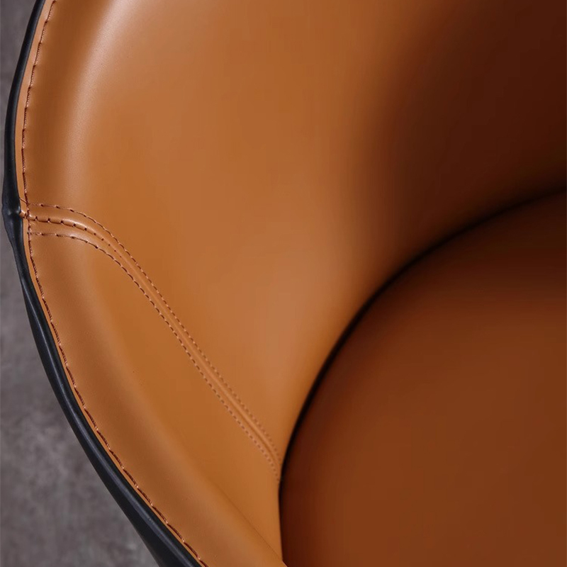 サドルレザーコンフォートダイニングチェア