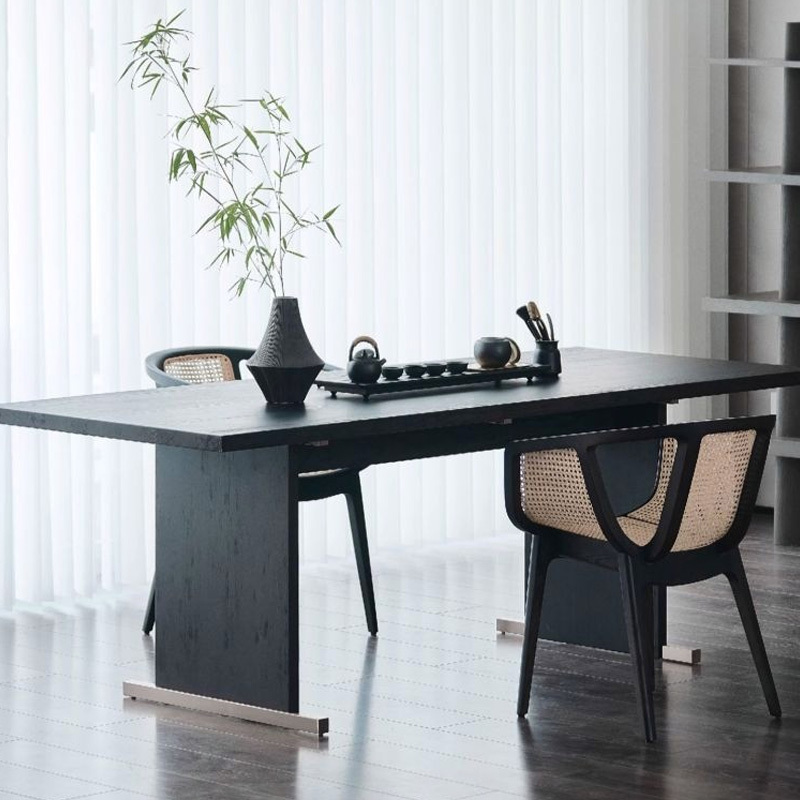 和モダン木製ダイニングテーブル