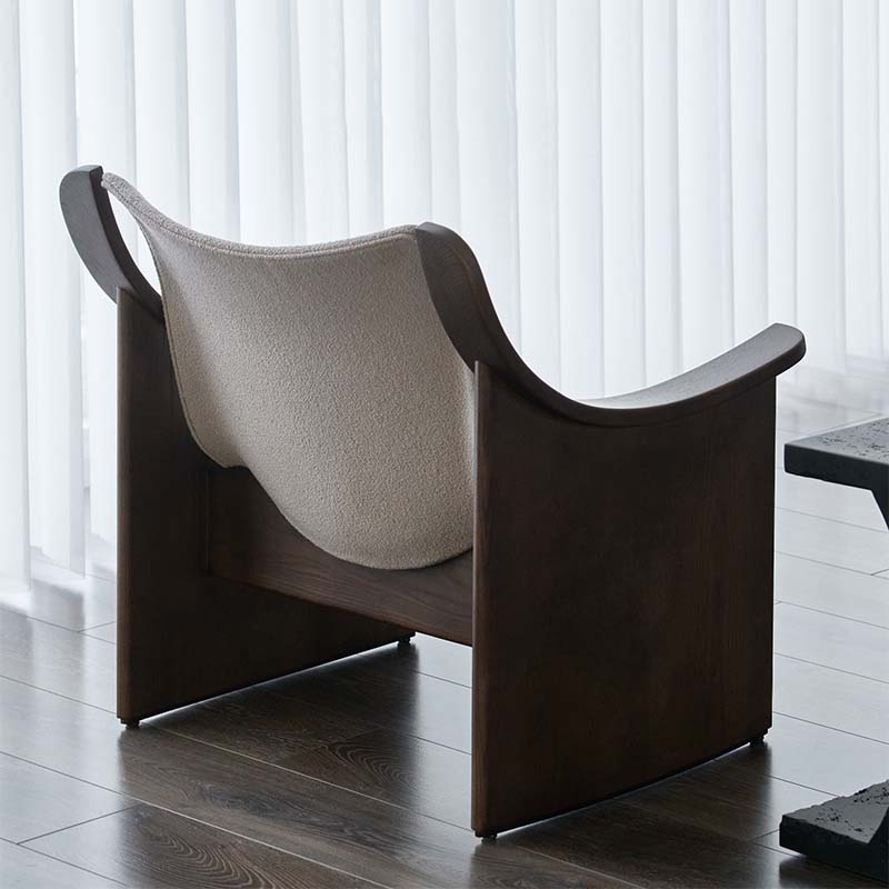 リラックスデザインアームチェア