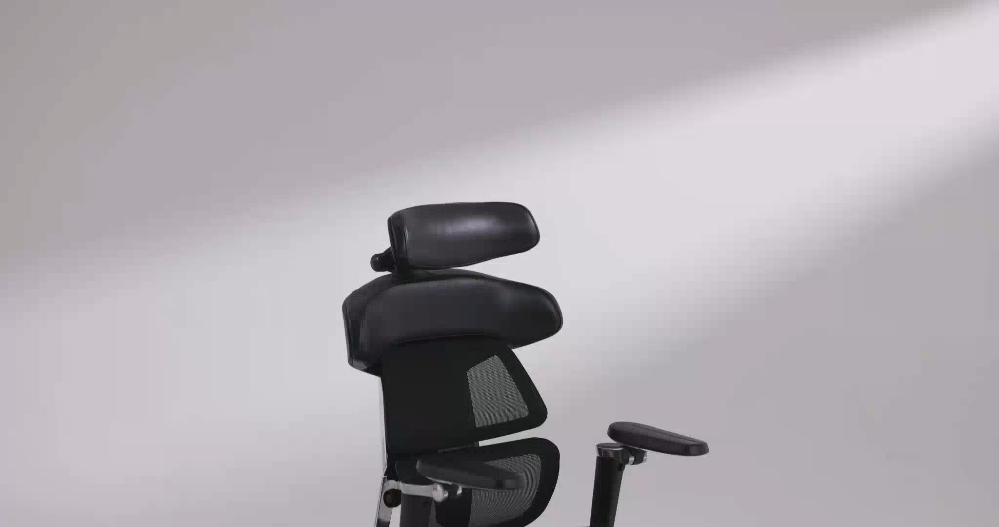 AXISU アクシスレザーリュクスオフィスチェア