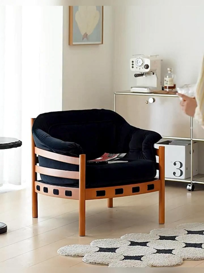 ウッドベースラウンドチェア