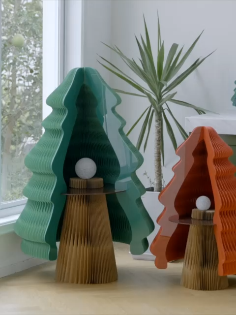 ライト付き紙製クリスマスツリー