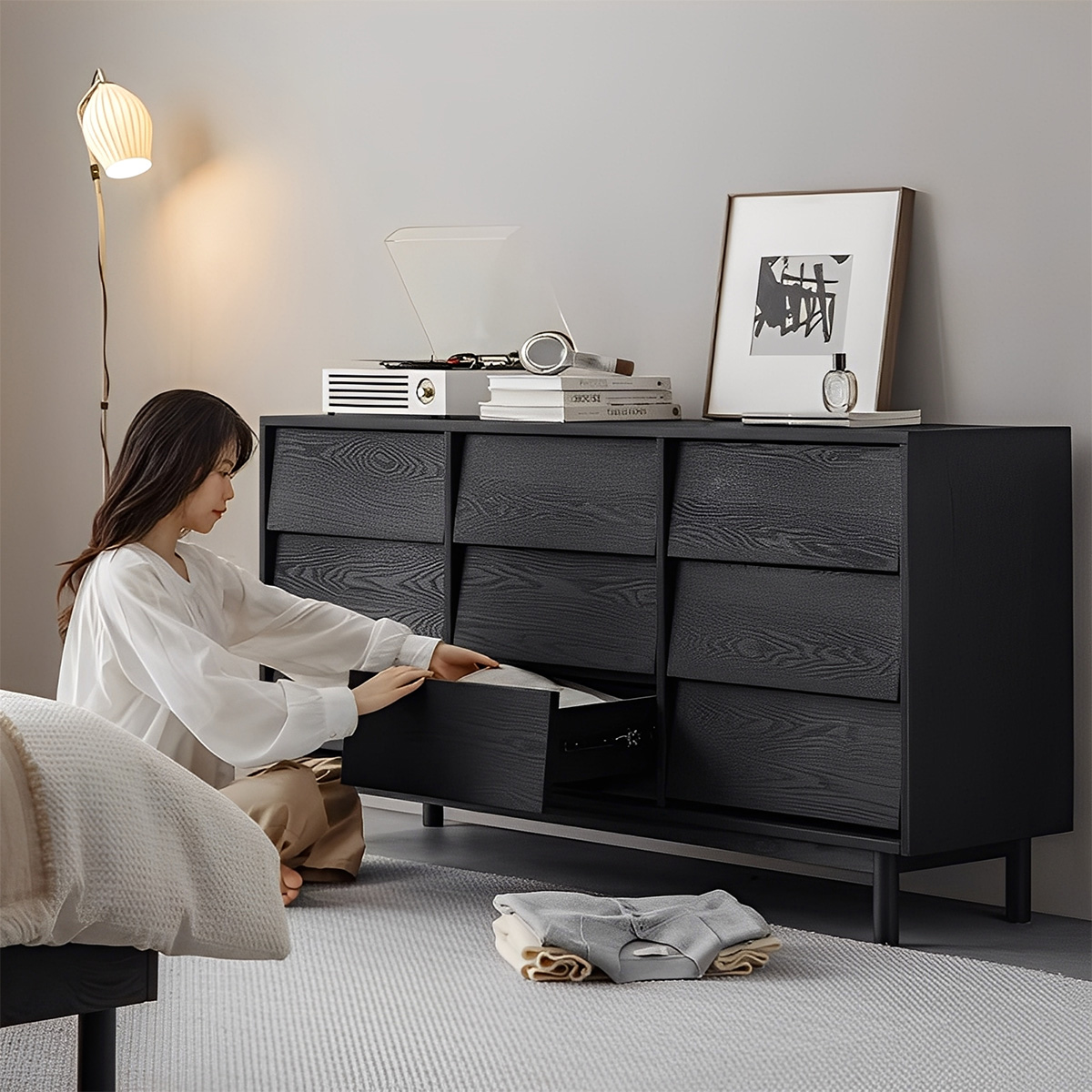 Woody Auraブラックマルチチェスト | 耐久性と収納力に優れた空間
