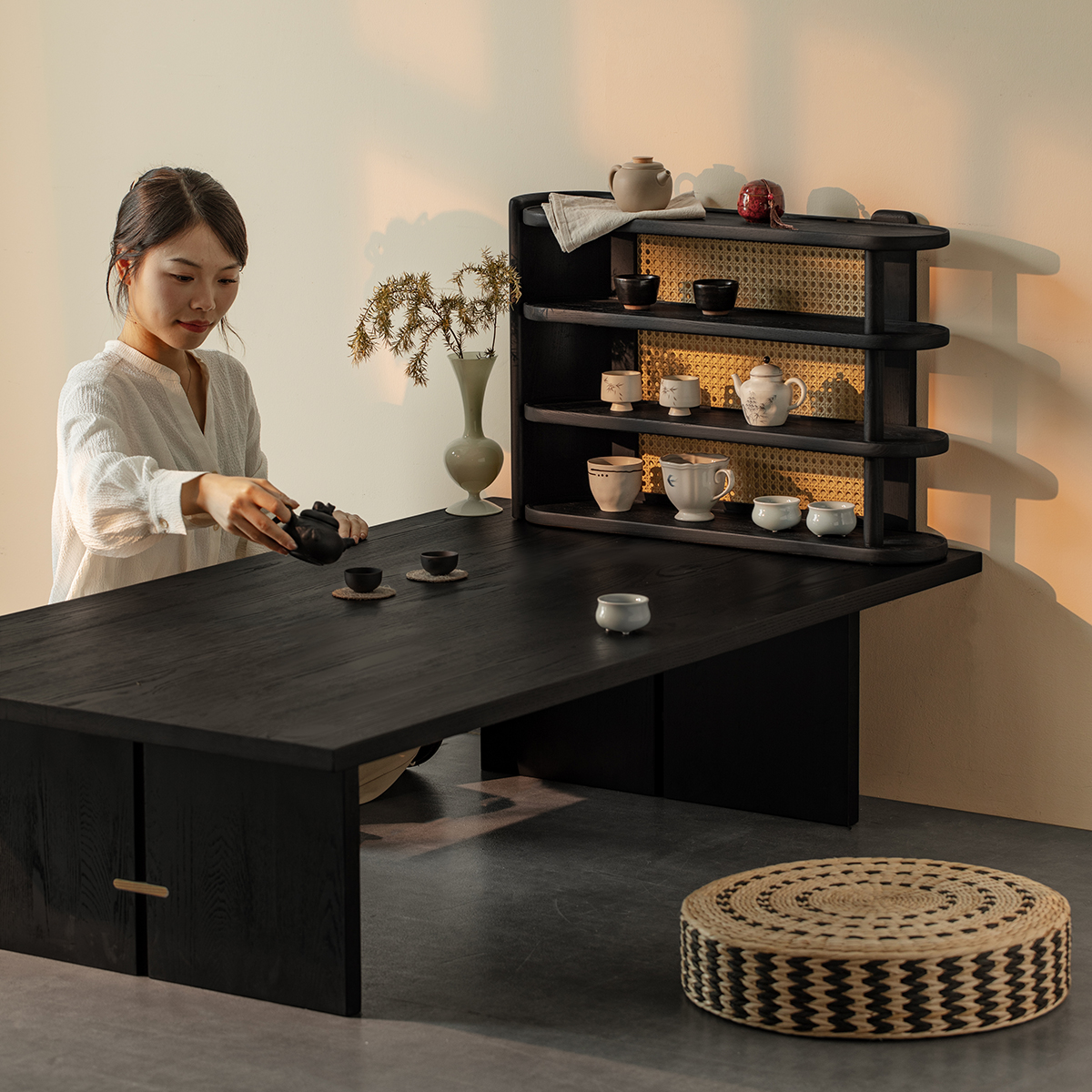 Woody Auraラタン調シェルフ | 高級木材を使用したシンプルモダンな