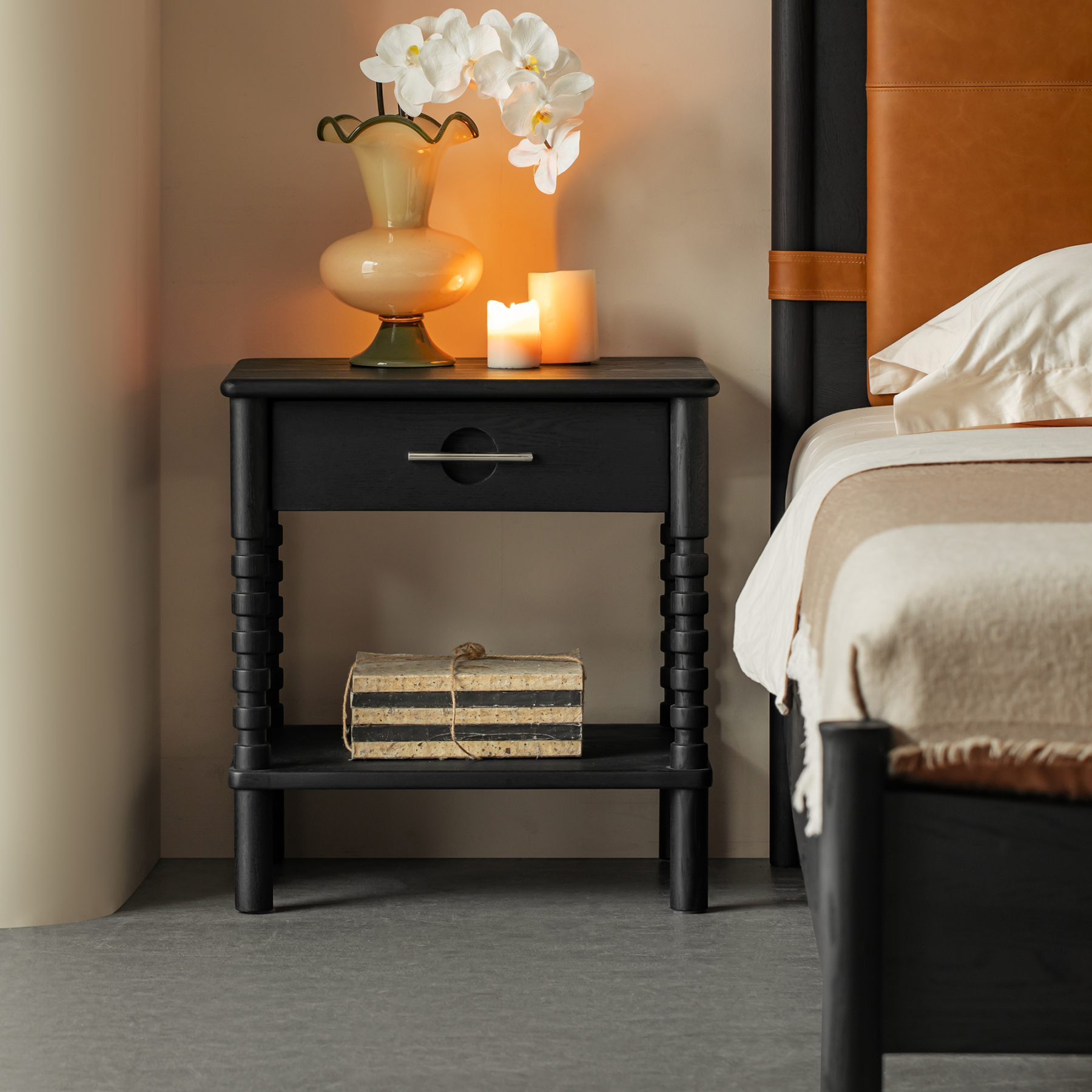 ホワイトアッシュ材 クラシックサイドテーブル