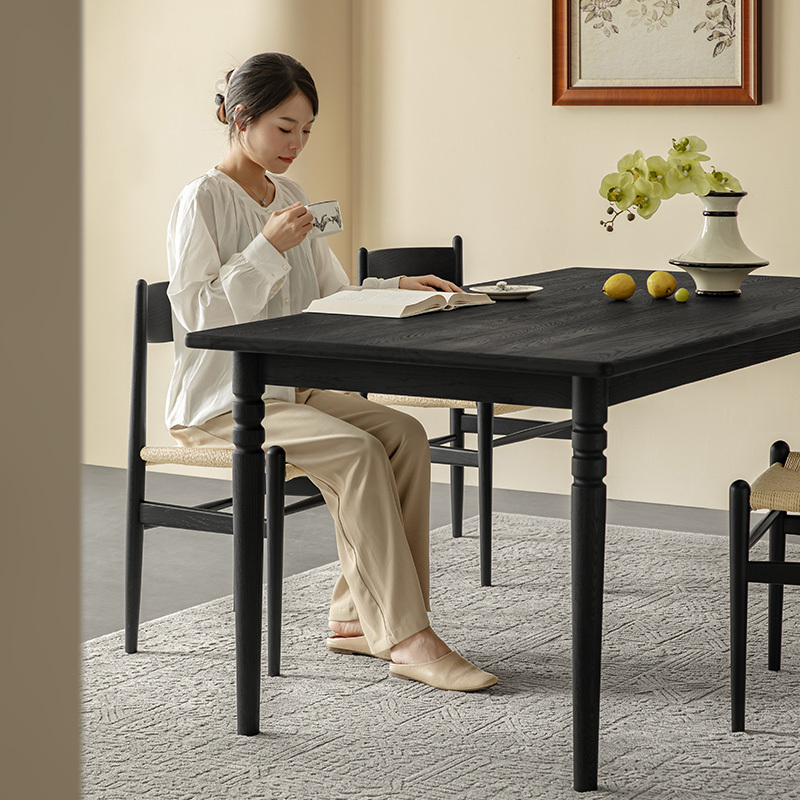 Woody Auraフレンチダイニングテーブル