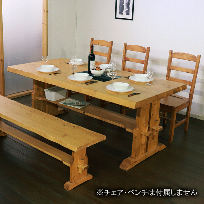 カントリー無垢材ダイニングテーブル | 美しい木目と自然な風合いを