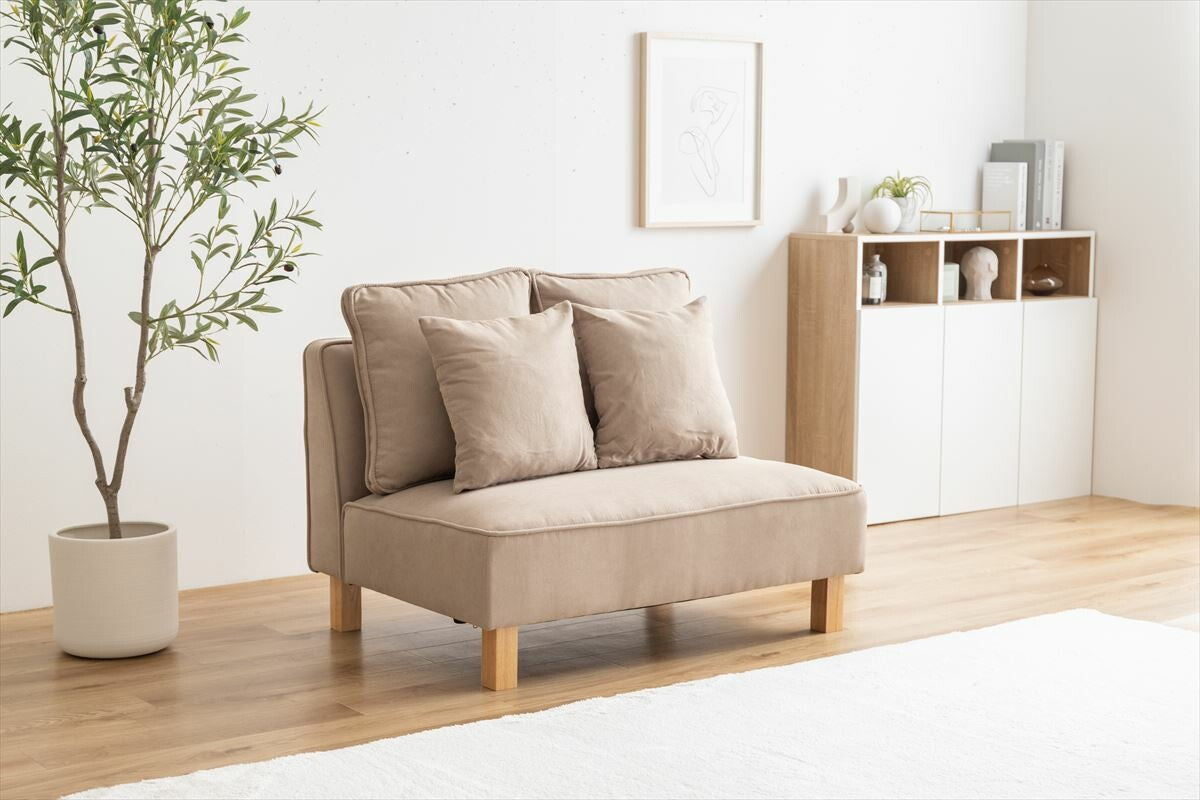 アイボリー2人掛けソファ ボタン留めデザイン アイボリー2人掛けソファ ボタン留めデザイン