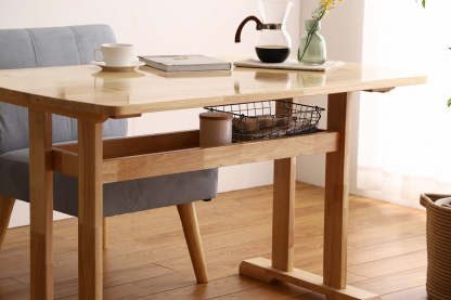 ナチュラルウッド ダイニングテーブル　収納棚付き ナチュラルウッド ダイニングテーブル 収納棚付き