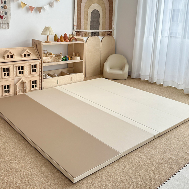 折り畳み防水ハイハイマット | 抗菌仕様で安心して使える清潔な遊び場