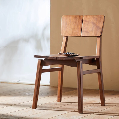 木製ローバックチェア