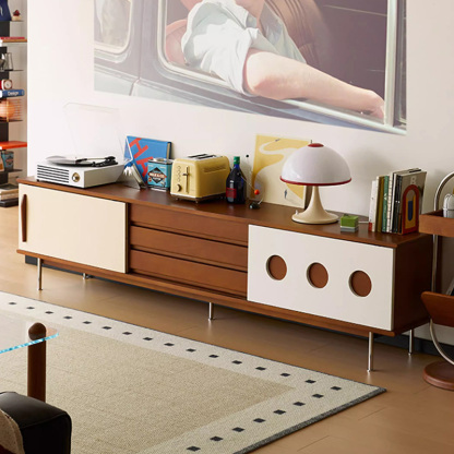 レッドとホワイトのテレビ台.レトロ ツゲ材 レトロモダンテレビボード | ヴィンテージ調デザインと高耐久性