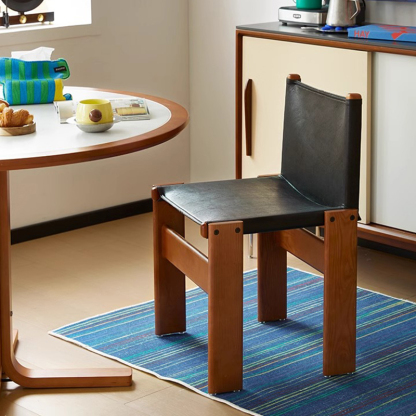 ツゲ材 ブラックレザーチェア