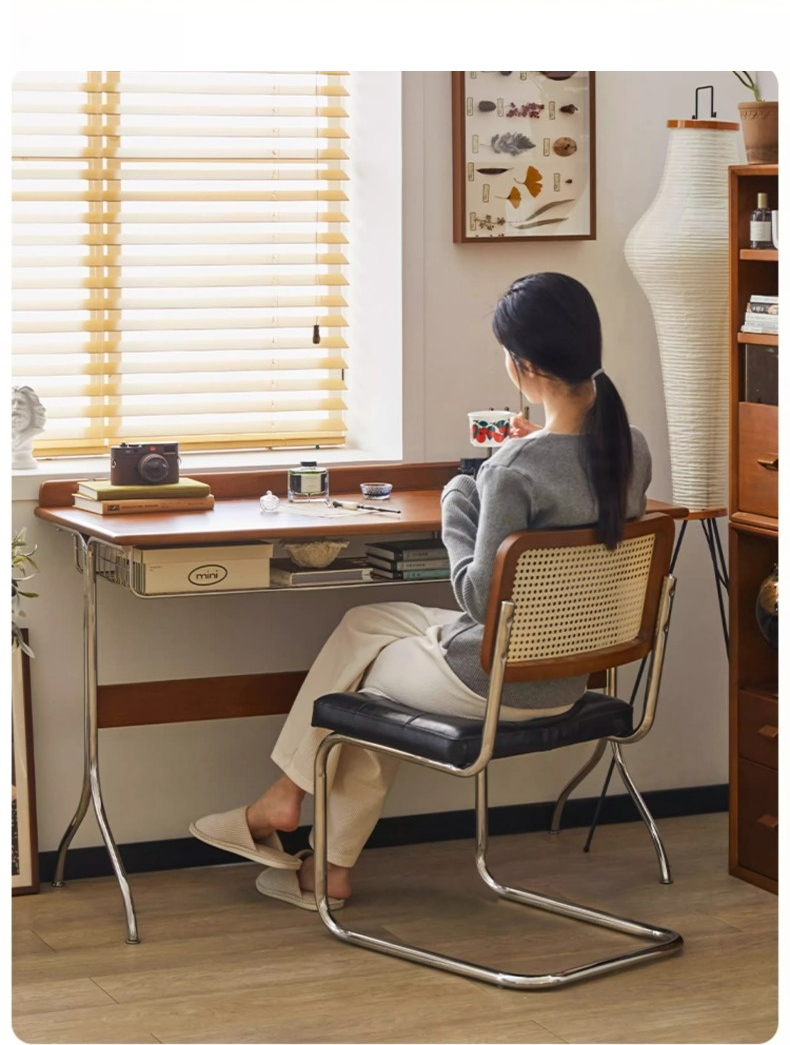 ツゲ材 レトロモダンライティングデスク | ヴィンテージ感と高級感を