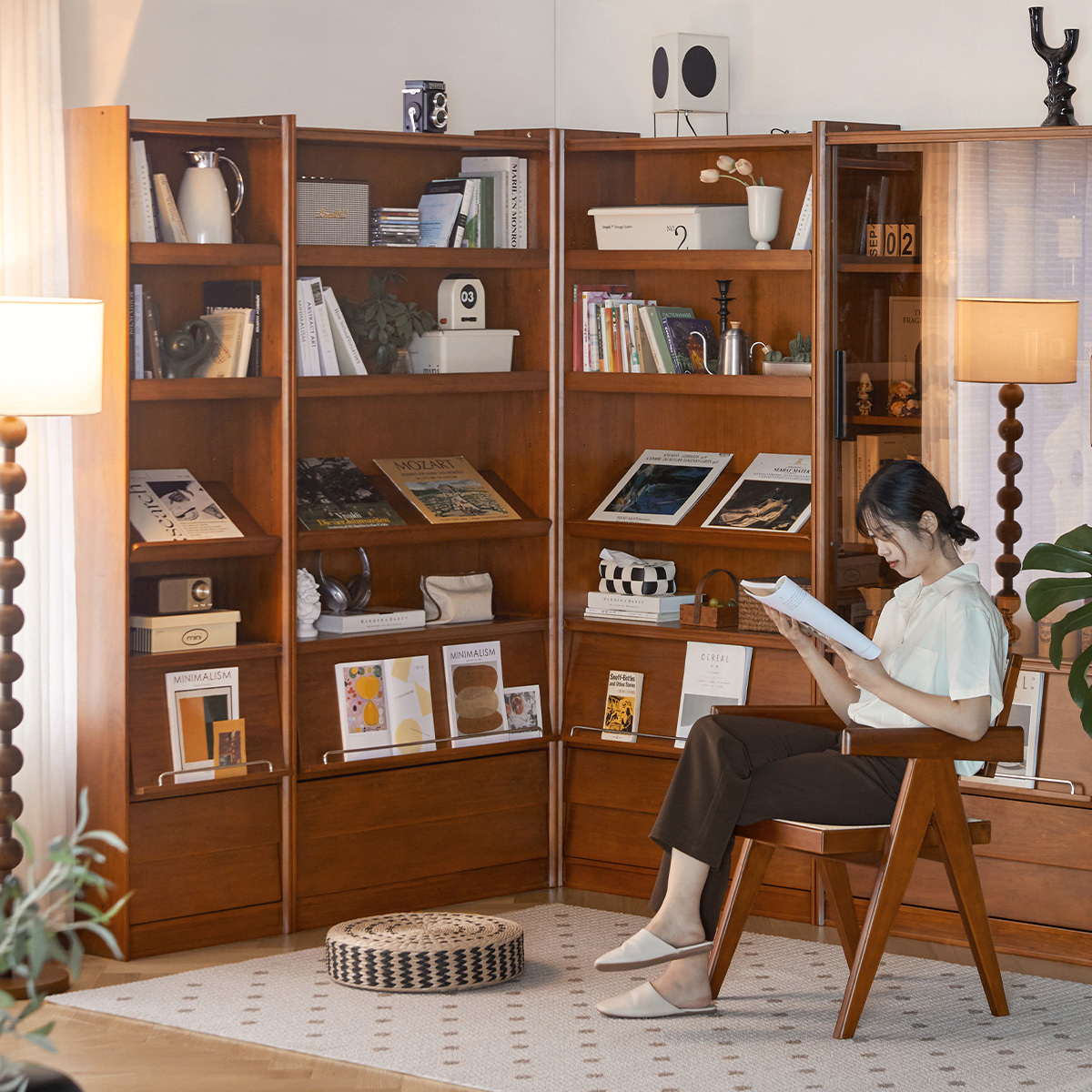 ツゲ材 クラシック本棚