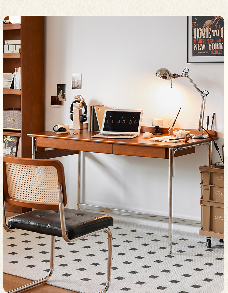 ツゲ材 木製シンプルデスク | ナチュラルな素材感の宿る安心の耐久性