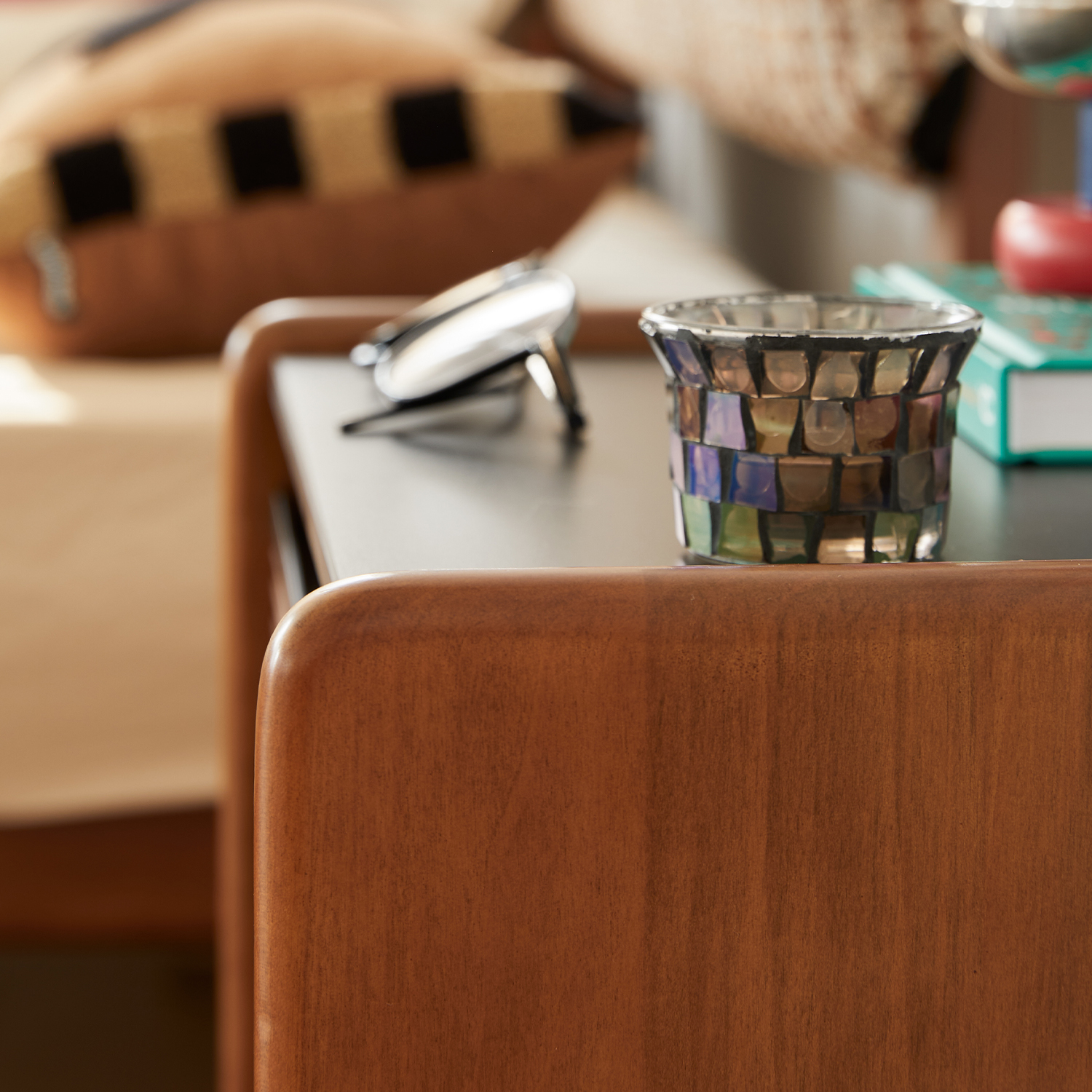 ツゲ材 デザインサイドチェスト – CAGUUU