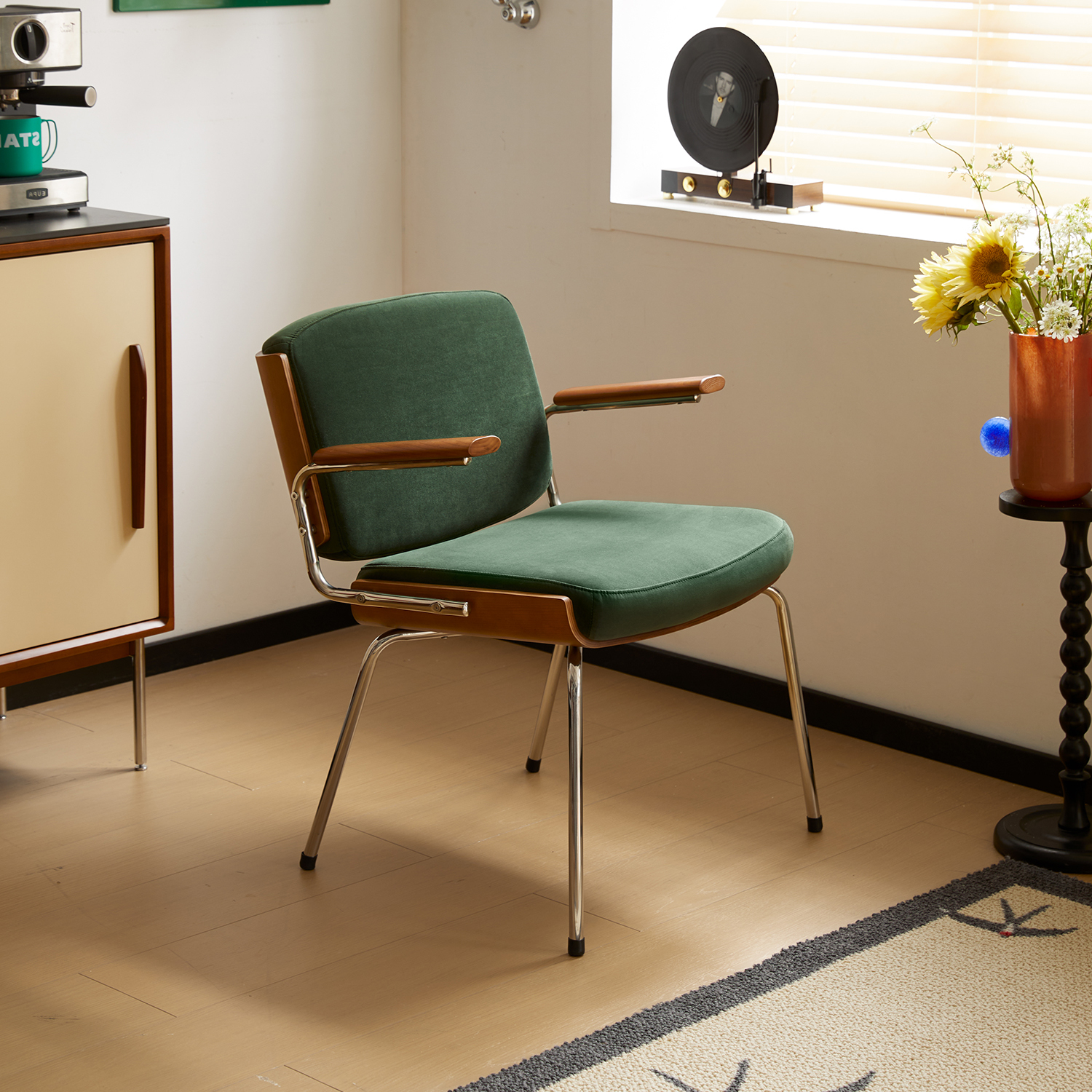 レトロモダンチェア