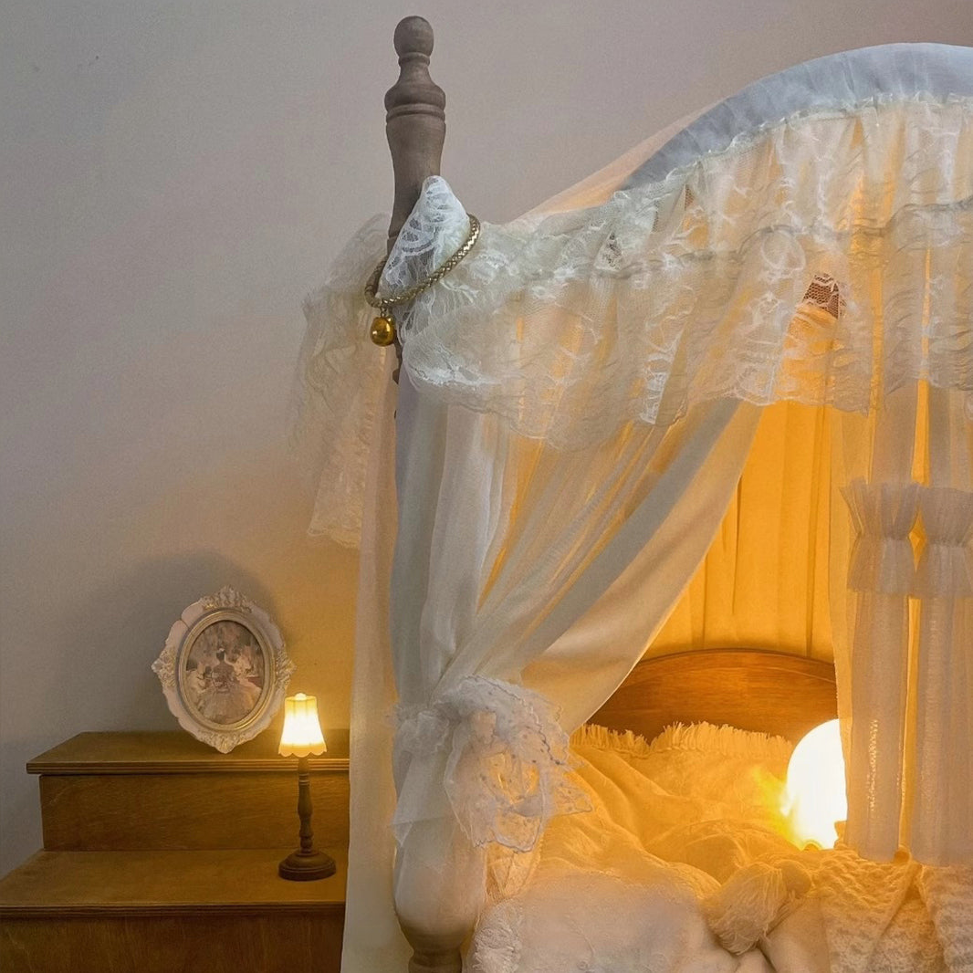 天蓋付きレトロ風ペットベッド | ペットに優雅な空間を提供する