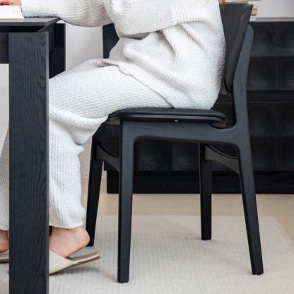 ホワイトオーク材シンプルモダンダイニングチェア