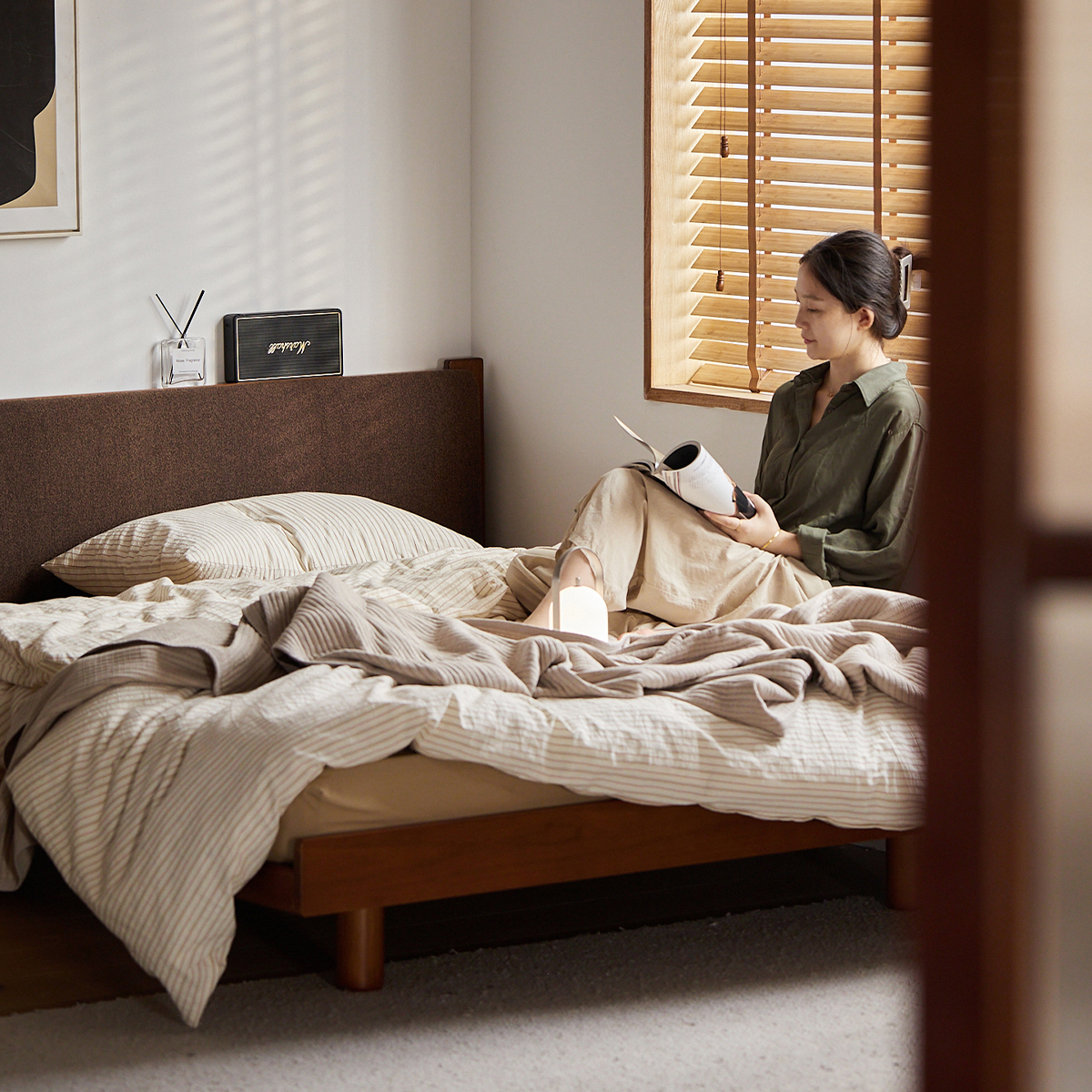Woody Prime Boxツゲ材 クッション付きフラットエッジベッド