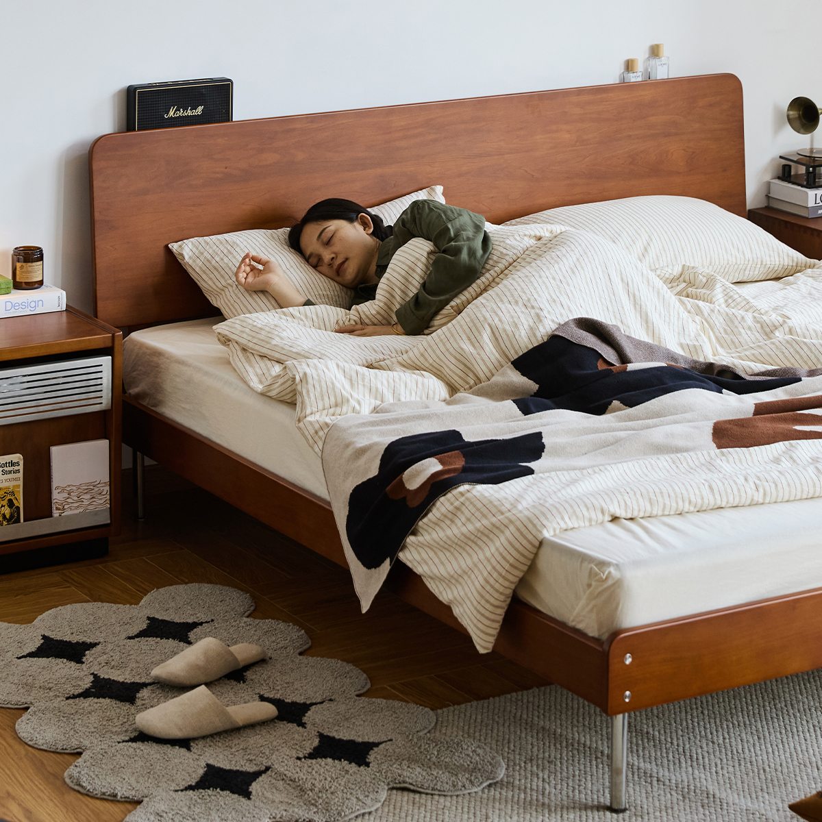 Woody Prime Boxツゲ材 シンプルレトロ木製ベッド – CAGUUU