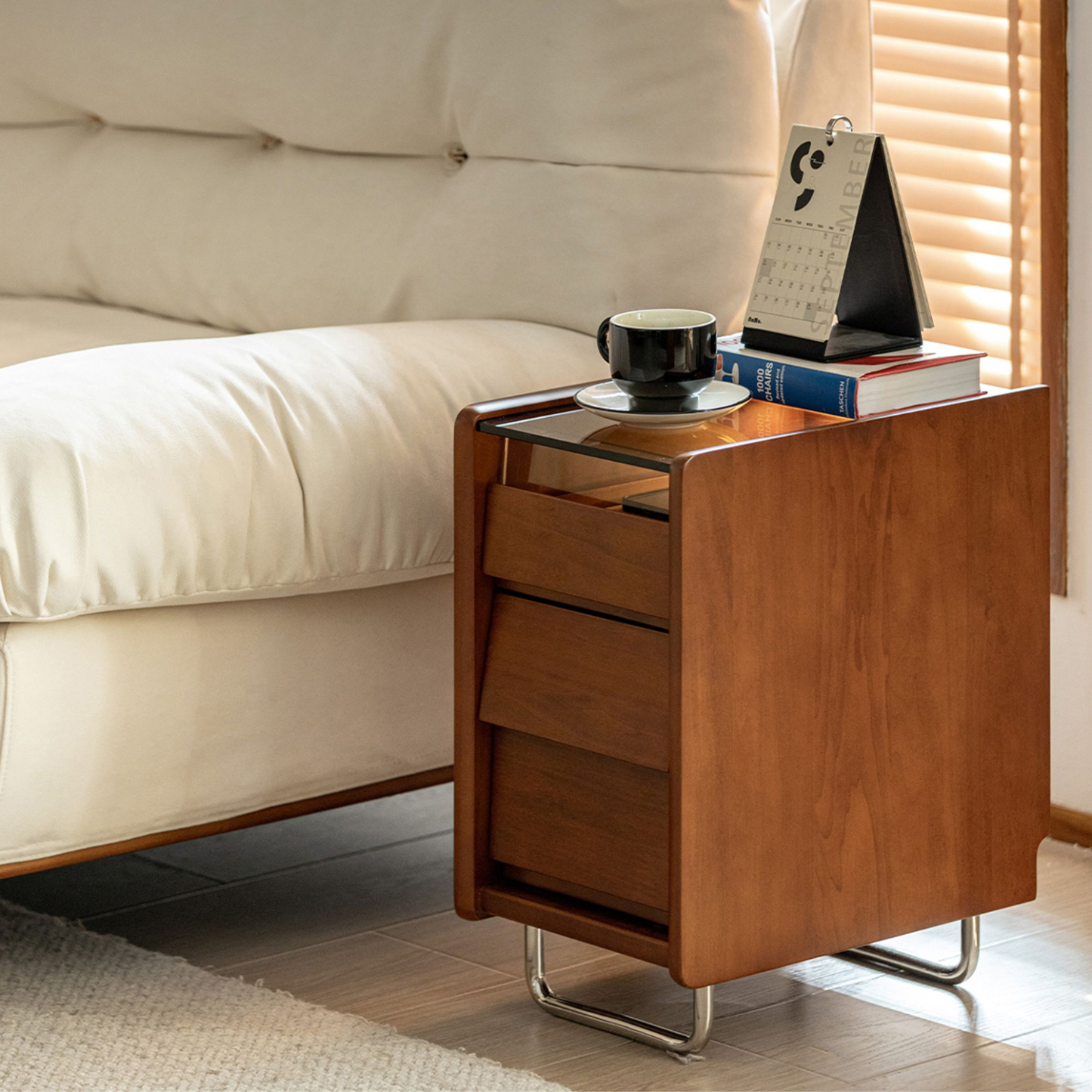 Woody Prime Boxツゲ材 スリムナイトテーブル | ヴィンテージ感と機能