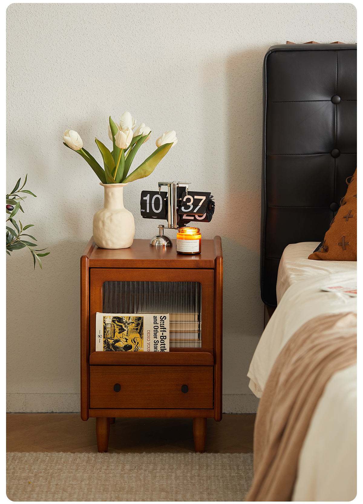 Woody Prime Boxツゲ材 リブガラスベッドサイドキャビネット | ほのか