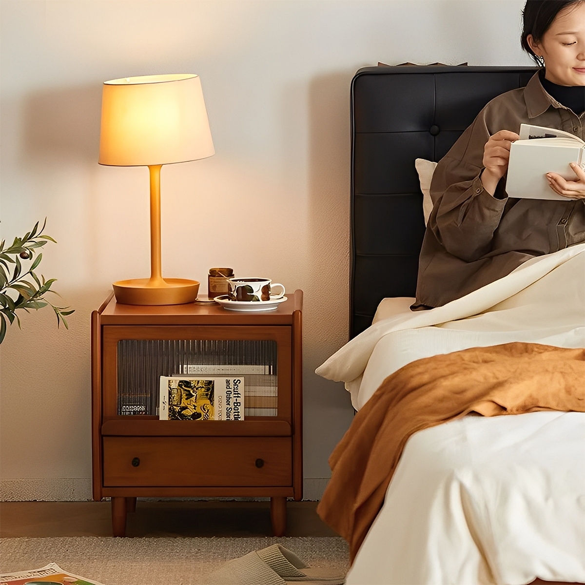 Woody Prime Boxツゲ材 リブガラスベッドサイドキャビネット