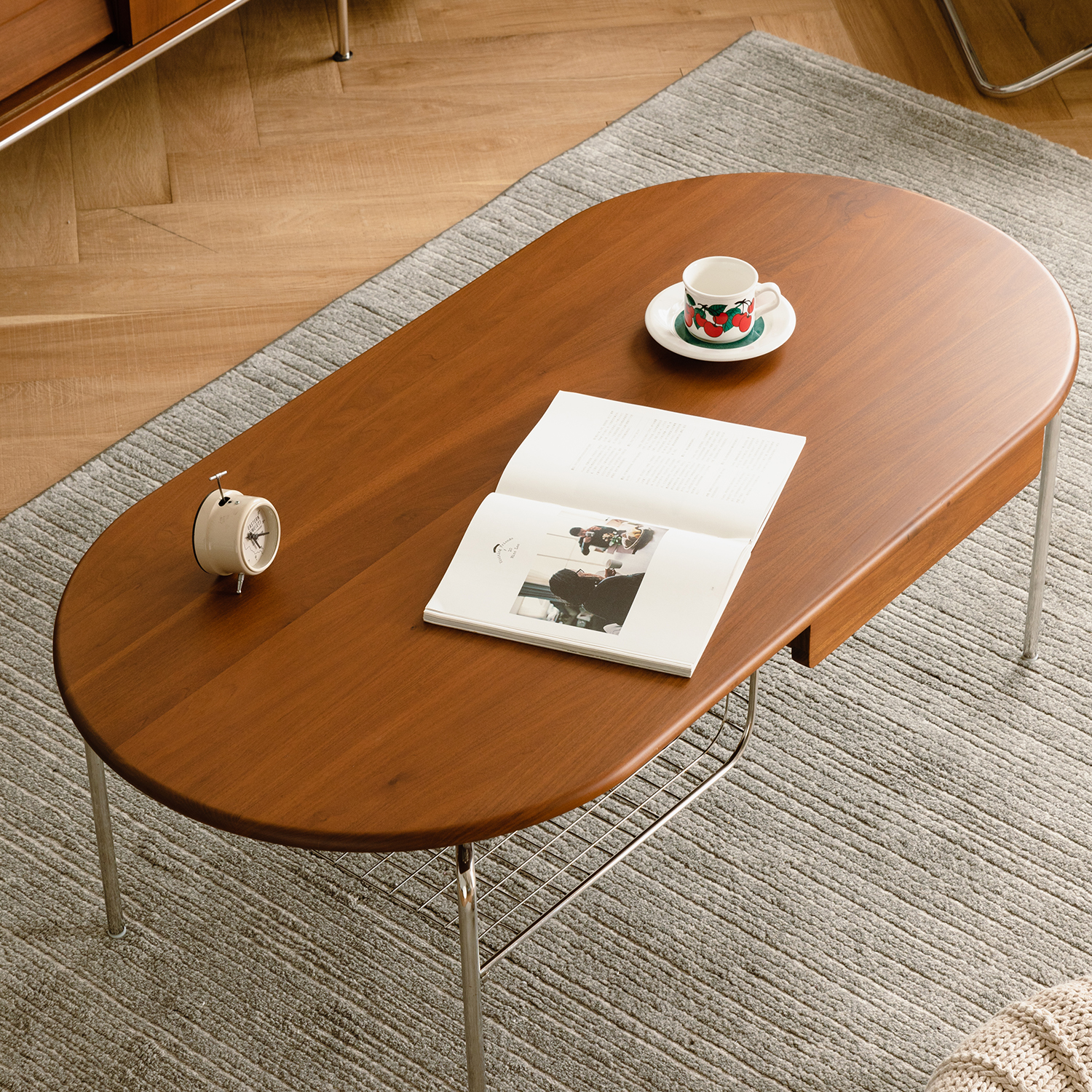 ヴィンテージ家具｜経年変化が味わい深いレトロでおしゃれな空間 – CAGUUU