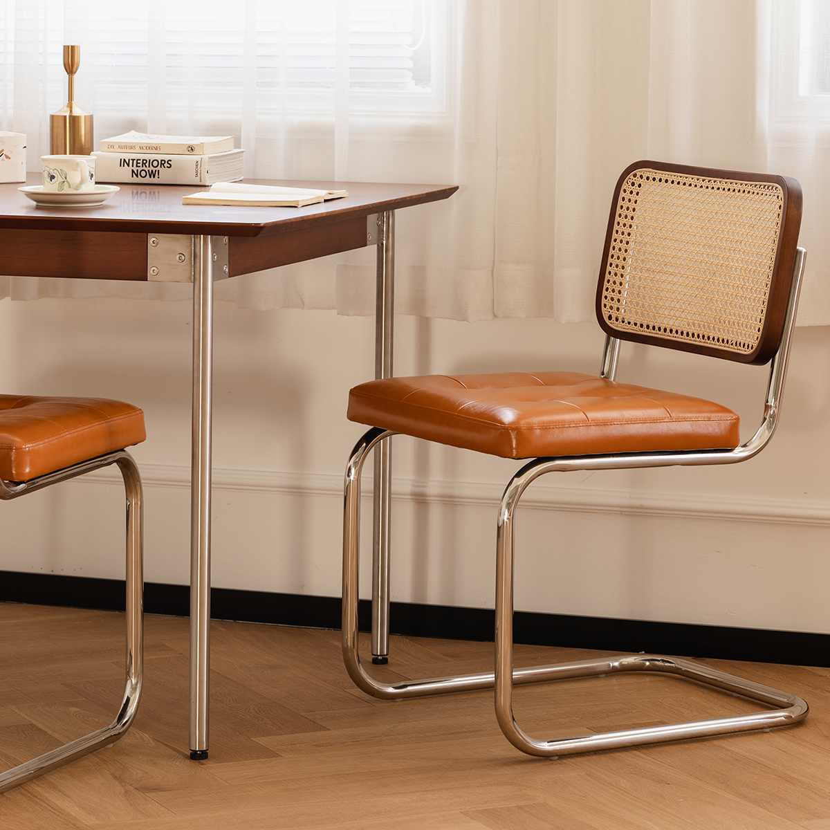 Woody Prime Box レトロ調ダイニングチェア | 味わいある表情と