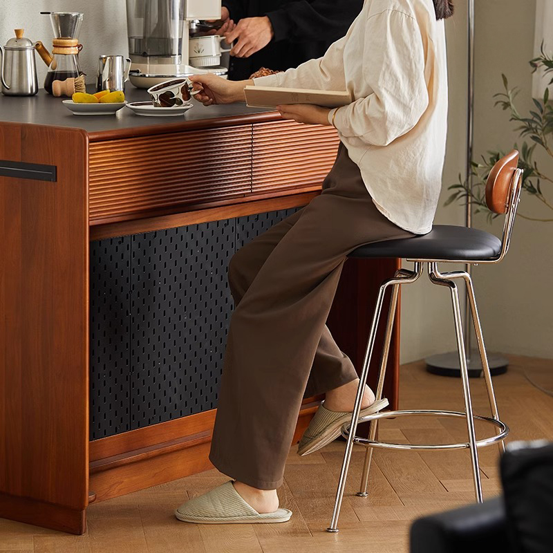 Woody Prime Boxツゲ材 カウンターチェア | ツゲ材の高級感漂う快適性