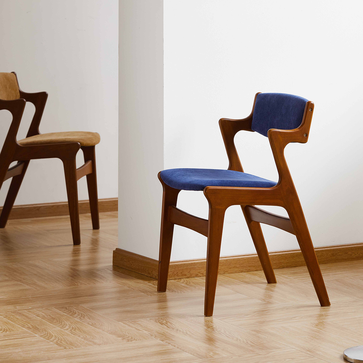 Woody Prime Boxツゲ材 レトロ風木製ダイニングチェア