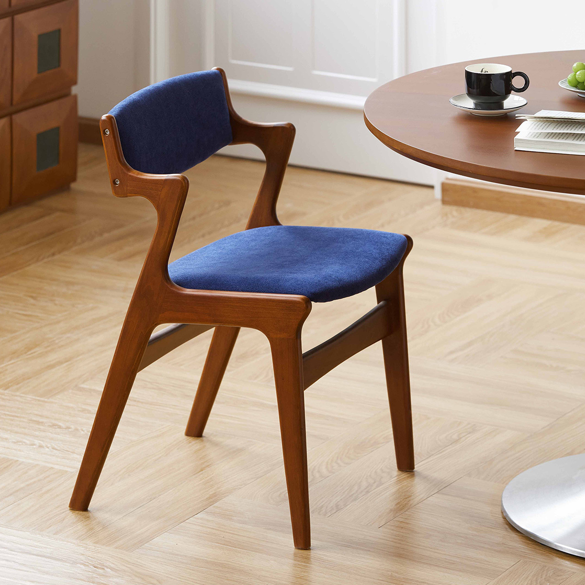 Woody Prime Boxツゲ材 レトロ風木製ダイニングチェア