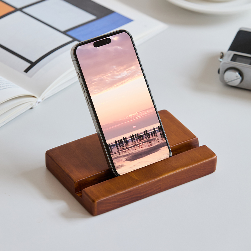 ツゲ材スマホスタンド