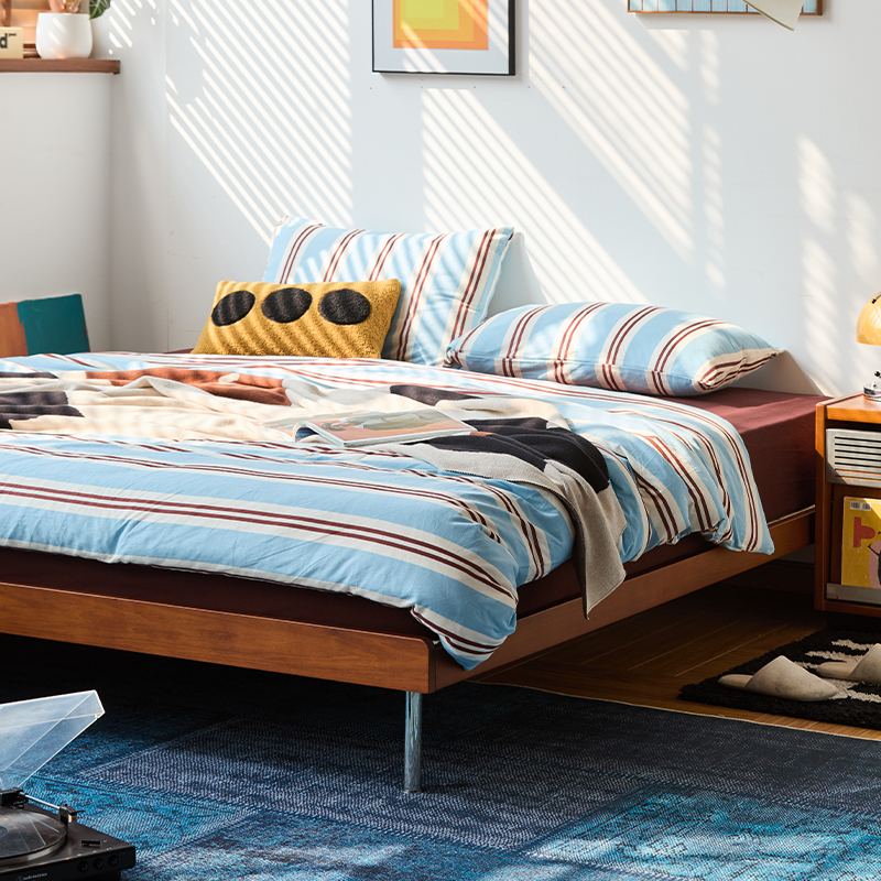 Woody Prime Box天然木金属脚ヴィンテージ風ベッド