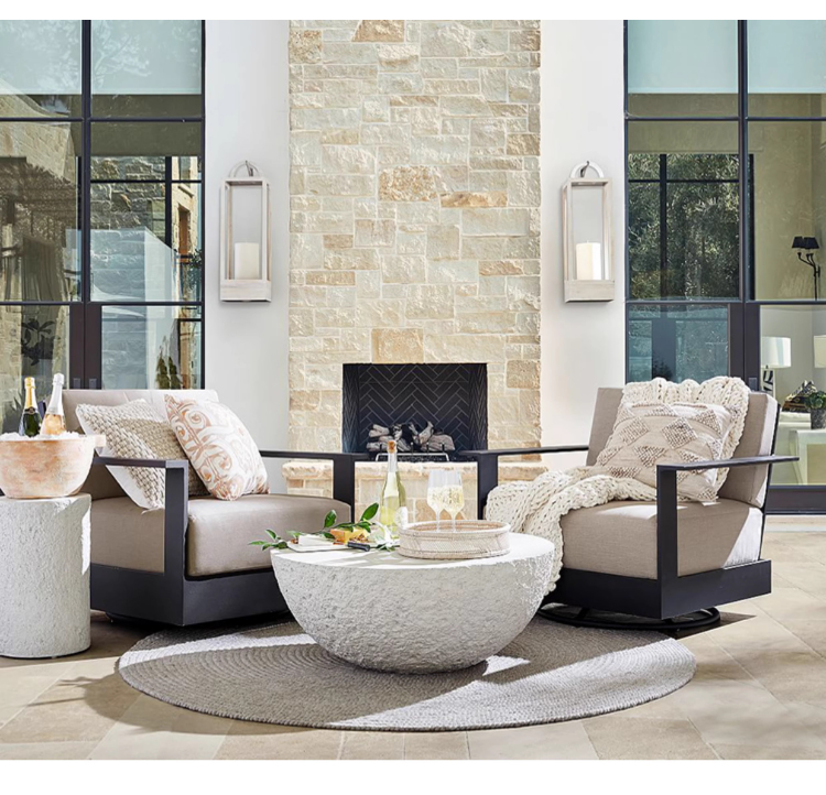 コンクリートラウンドテーブル | 無機質の美を際立たせるモダン