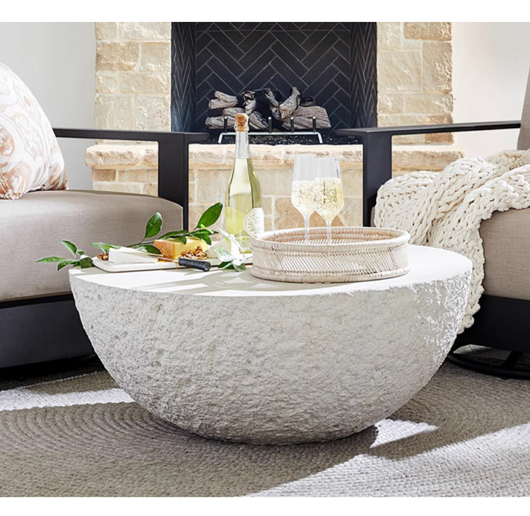 コンクリートラウンドテーブル | 無機質の美を際立たせるモダン