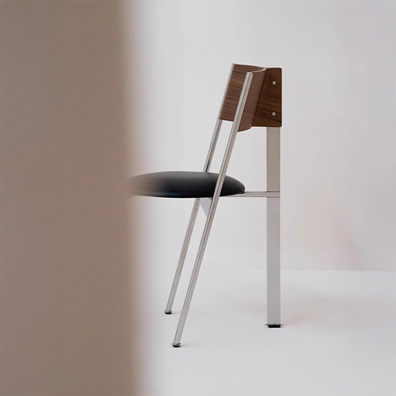 レトロモダンスチールチェア