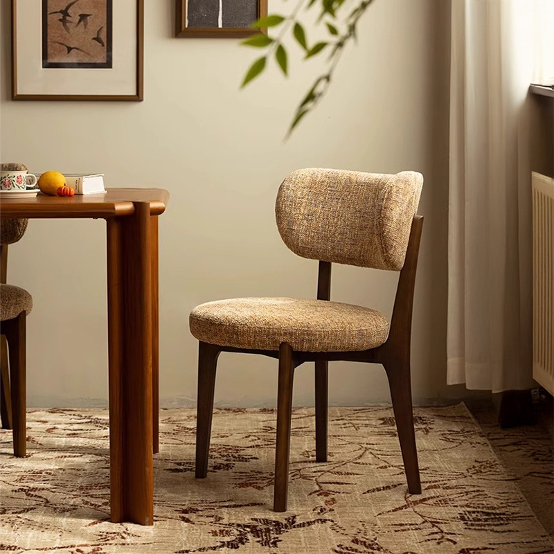 ダイニングチェア　ファブリック ファブリックダイニングチェア | やわらかな生地で長時間でも快適に