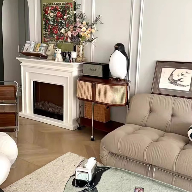 ラタン編みサイドボード