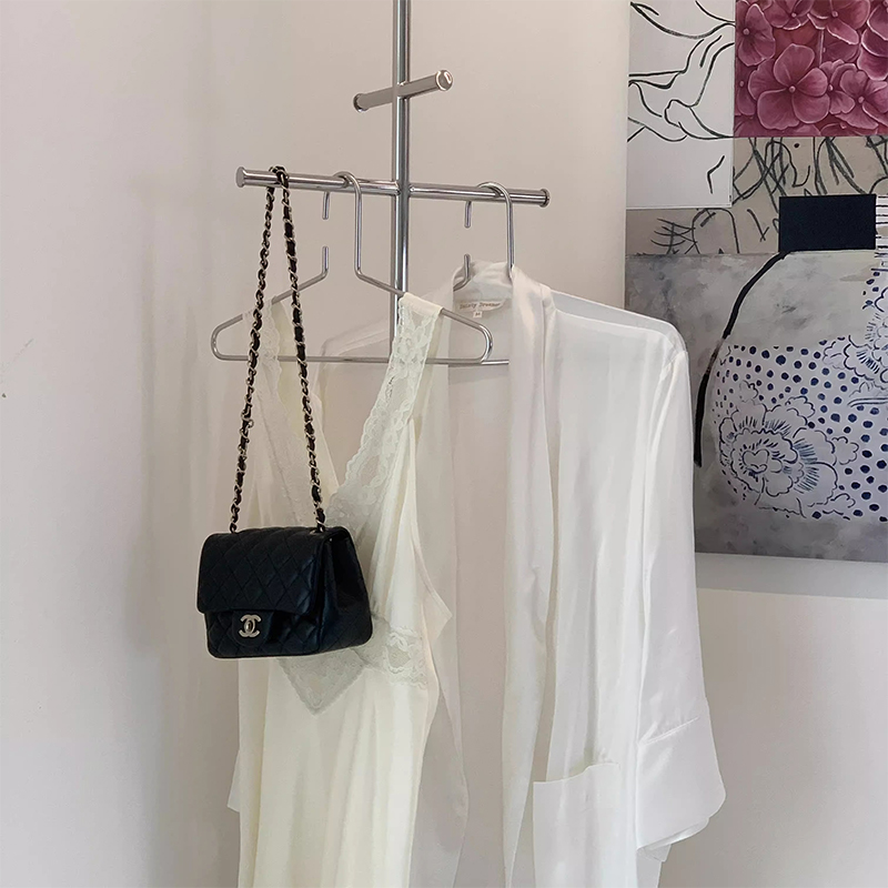 ステンレス製ハンガーラック